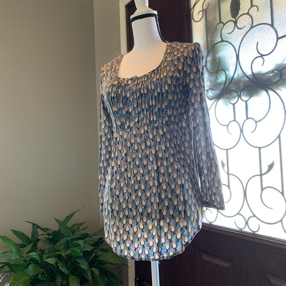 Tops - Papillon Blouse with Pin-tucking Front Bodice M